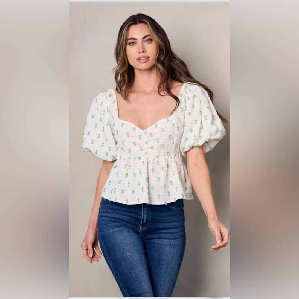 WHITE/GREEN SHORT PUFF SLEEVE DETAILED PEPLUM TOP